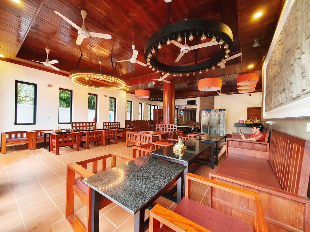 Darling Pub Hostel Сиемрип Экстерьер фото