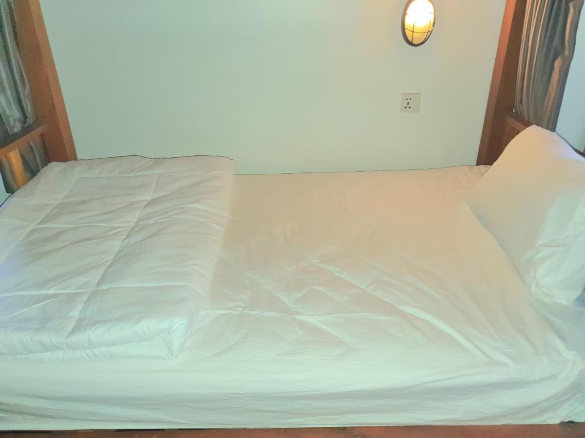 Darling Pub Hostel Сиемрип Экстерьер фото