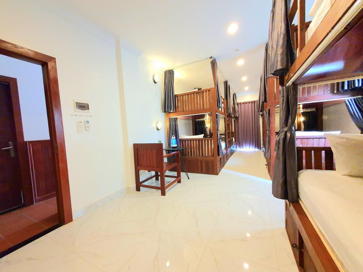Darling Pub Hostel Сиемрип Экстерьер фото